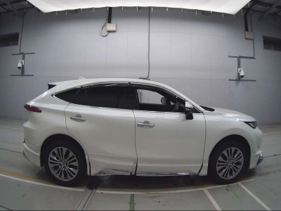 TOYOTA HARRIER HYBRID