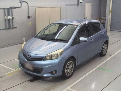 TOYOTA VITZ