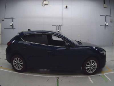 MAZDA AXELA SPORT