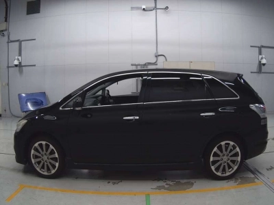 TOYOTA MARK X ZIO