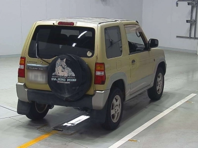 MITSUBISHI PAJERO MINI