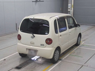 DAIHATSU MOVE LATTE