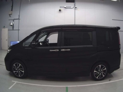 HONDA STEPWGN SPADA