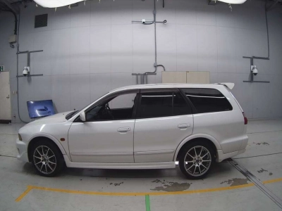 MITSUBISHI LEGNUM