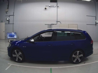 VOLKSWAGEN GOLF R VALIANT