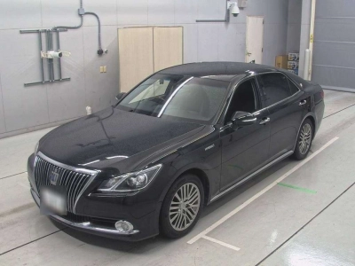 TOYOTA CROWN MAJESTA