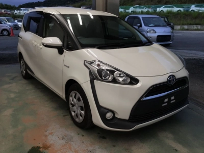 TOYOTA SIENTA