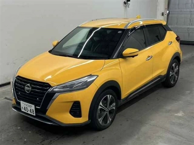 NISSAN KICKS