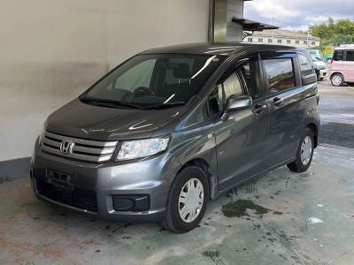 HONDA FREED SPIKE