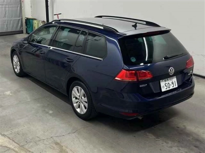 VOLKSWAGEN GOLF VARIANT