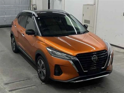 NISSAN KICKS