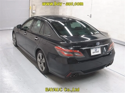 TOYOTA CROWN HYBRID