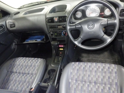 MAZDA FAMILIA VAN