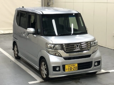 HONDA N BOX CUSTOM