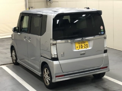 HONDA N BOX CUSTOM