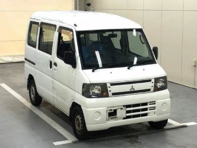 MITSUBISHI MINICAB
