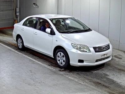 TOYOTA COROLLA AXIO