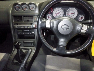 NISSAN SKYLINE