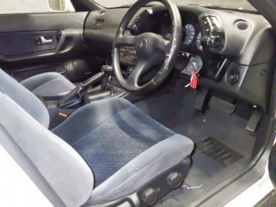 NISSAN SKYLINE