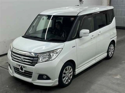 MITSUBISHI DELICA D:2