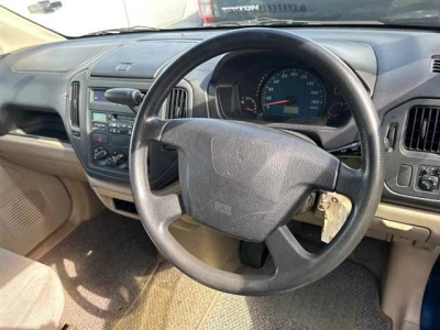 MITSUBISHI DINGO