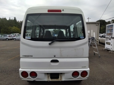 MITSUBISHI MINICAB