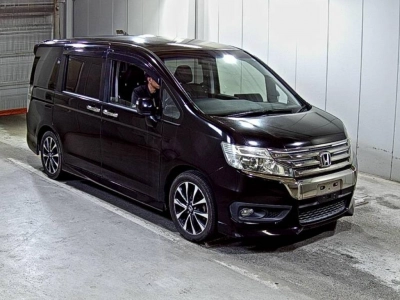 HONDA STEPWGN SPADA