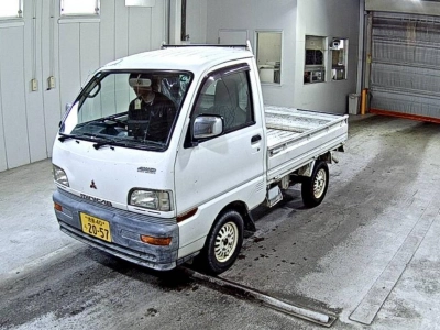 MITSUBISHI MINICAB TRUCK
