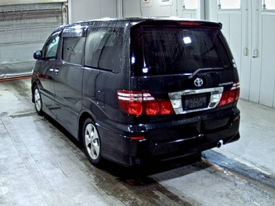 TOYOTA ALPHARD V