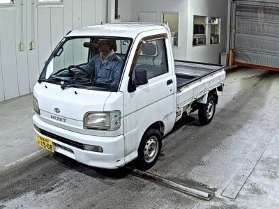 DAIHATSU HIJET TRUCK