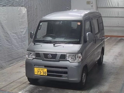 NISSAN NV100 CLIPPER