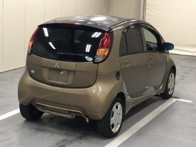 MITSUBISHI I