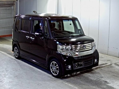 HONDA N BOX CUSTOM