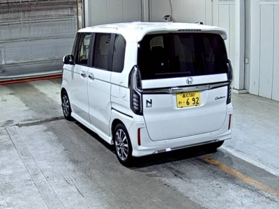 HONDA N BOX CUSTOM