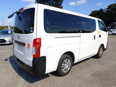 NISSAN NV350 CARAVAN