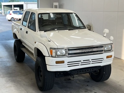 TOYOTA HILUX PICK UP