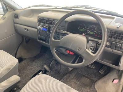 VOLKSWAGEN VANAGON