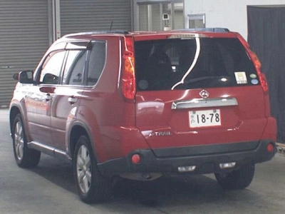 NISSAN X-TRAIL