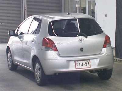 TOYOTA VITZ