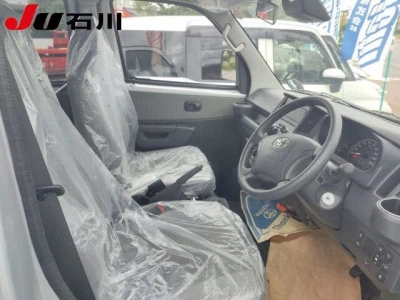 TOYOTA TOWN ACE VAN