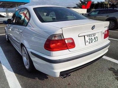 BMW 3 SERIES