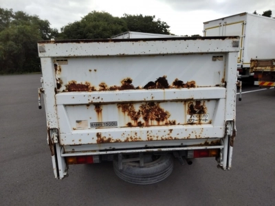 MITSUBISHI FUSO CANTER GUTS