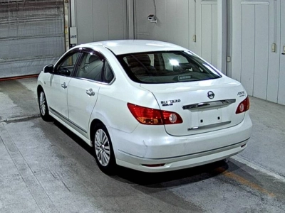 NISSAN BLUEBIRD SYLPHY