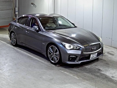 NISSAN SKYLINE