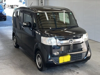 HONDA N-BOX SLASH