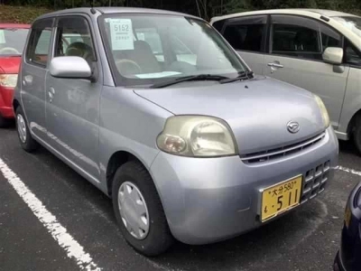 DAIHATSU ESSE