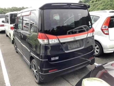 MITSUBISHI DELICA D:2