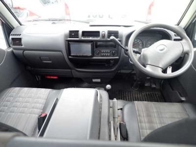 MAZDA BONGO VAN