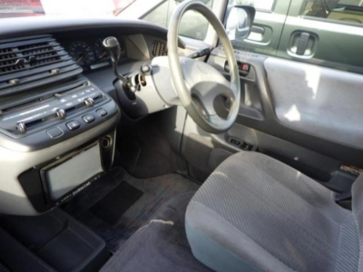 TOYOTA ESTIMA LUCIDA