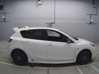MAZDA AXELA SPORT